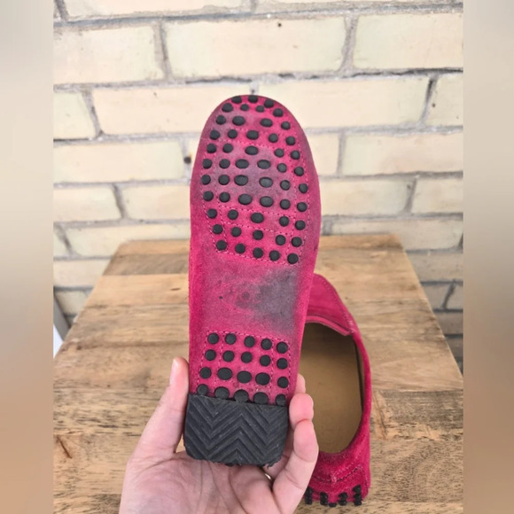 Tod's Pink Suede Driving Loafers - Picture 7 of 9